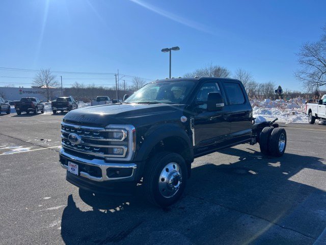 New 2026 Ford F450 Lariat AWD/4WD image 3