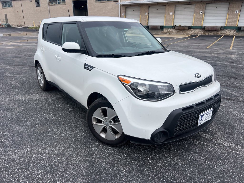 Used 2016 Kia Soul w/ Convenience Package FWD image 3
