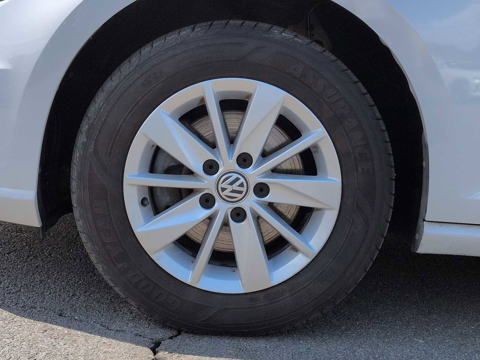 Used 2018 Volkswagen Golf S FWD image 14
