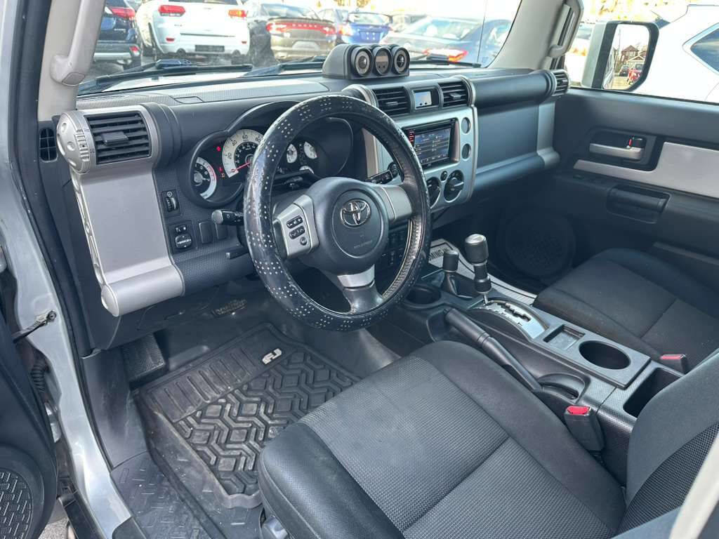 Used 2008 Toyota FJ Cruiser 4WD image 11