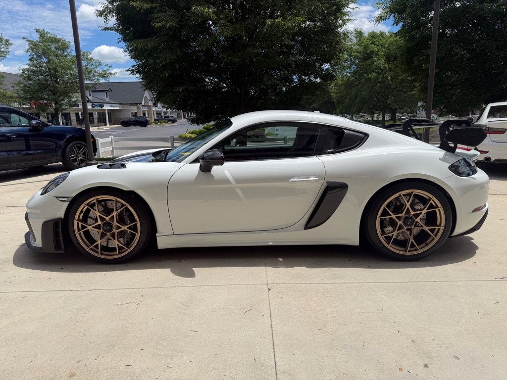 Used 2023 Porsche 718 Cayman GT4 RS w/ Weissach Package RWD image 6