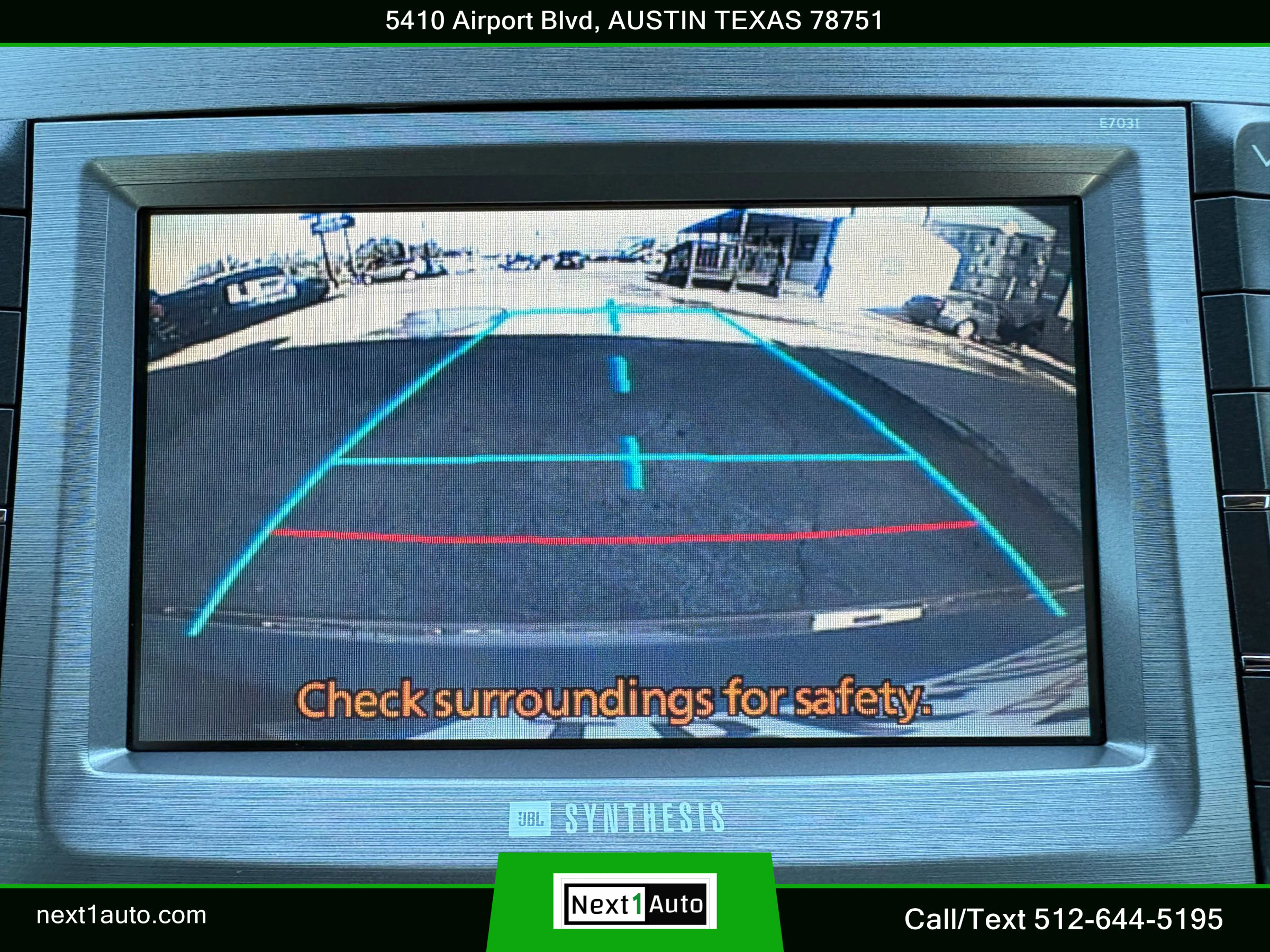 Used 2012 Toyota Avalon Limited image 23