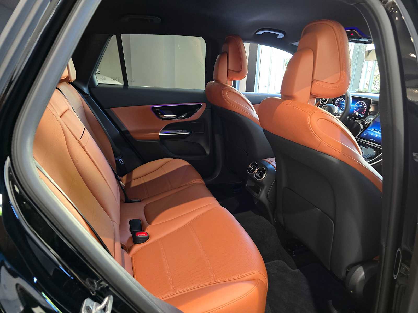 Used 2026 Mercedes-Benz GLC 300 image 12