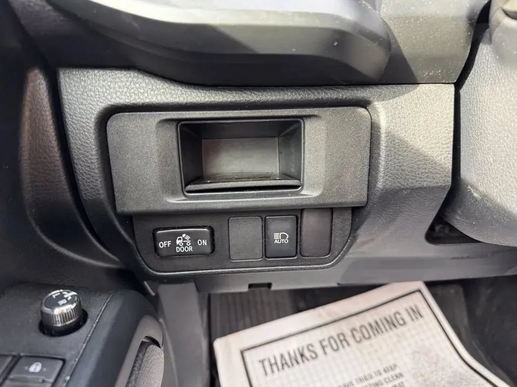 Used 2018 Toyota Tacoma SR w/ SR Convenience Package AWD/4WD image 22