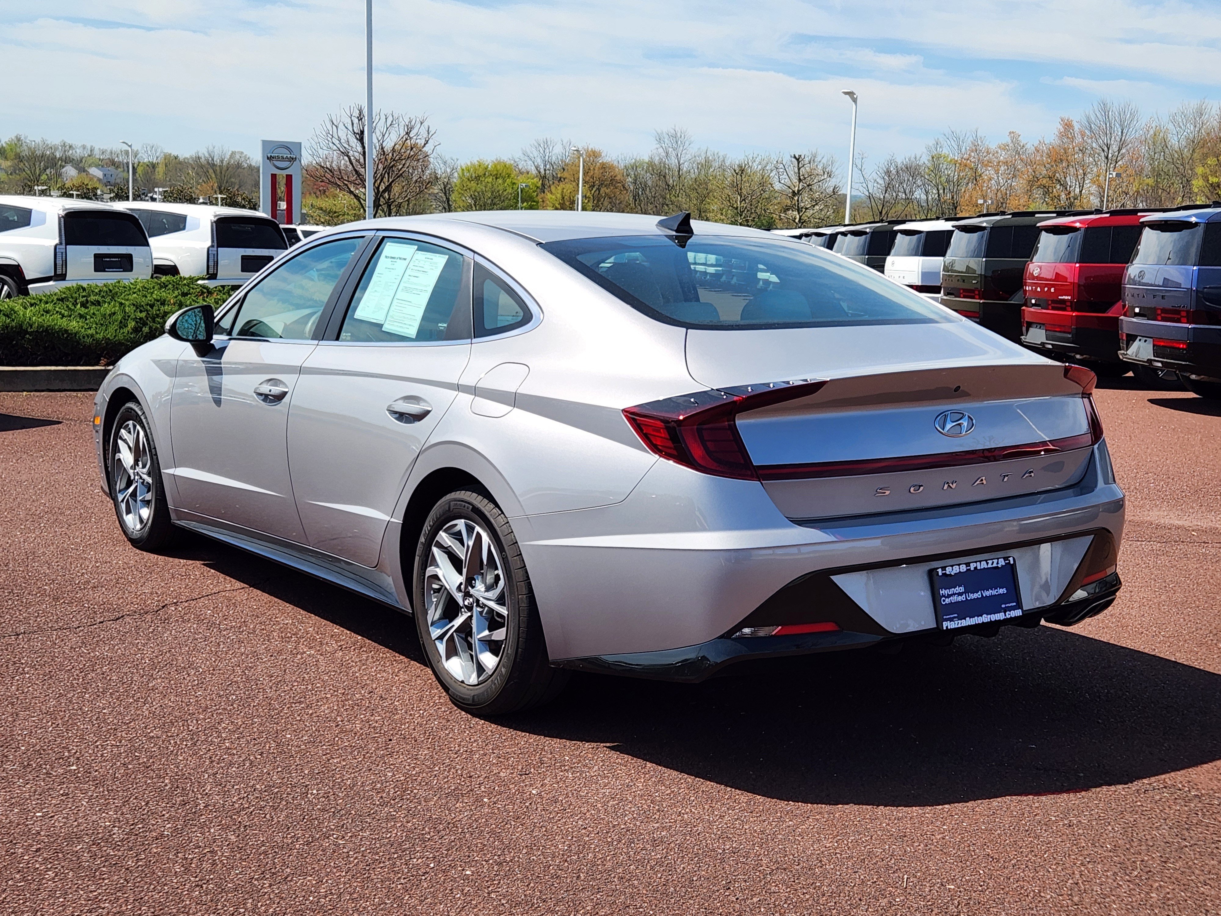 Certified 2023 Hyundai Sonata SEL w/ Preferred Accessory Package image 3
