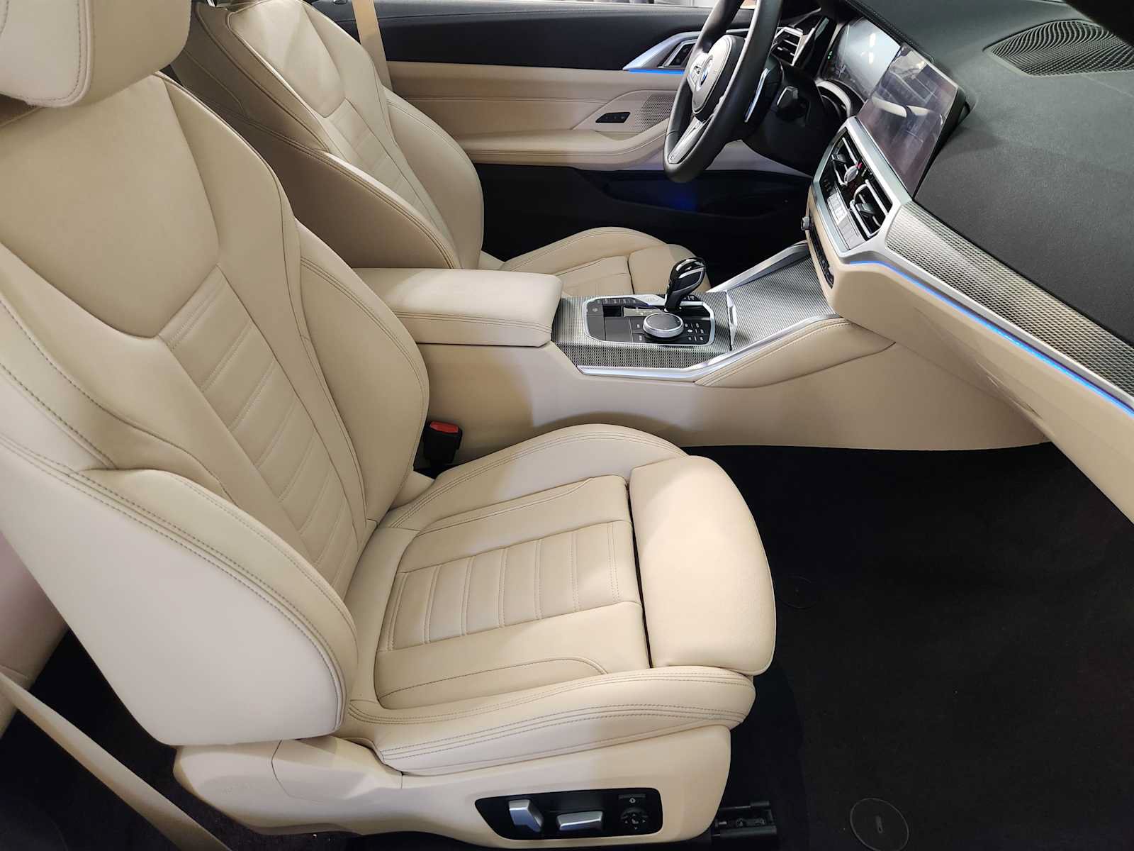 Used 2021 BMW 430i Coupe w/ M Sport Package RWD image 8