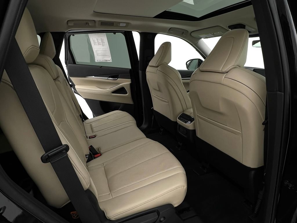 Used 2024 INFINITI QX60 Luxe image 14