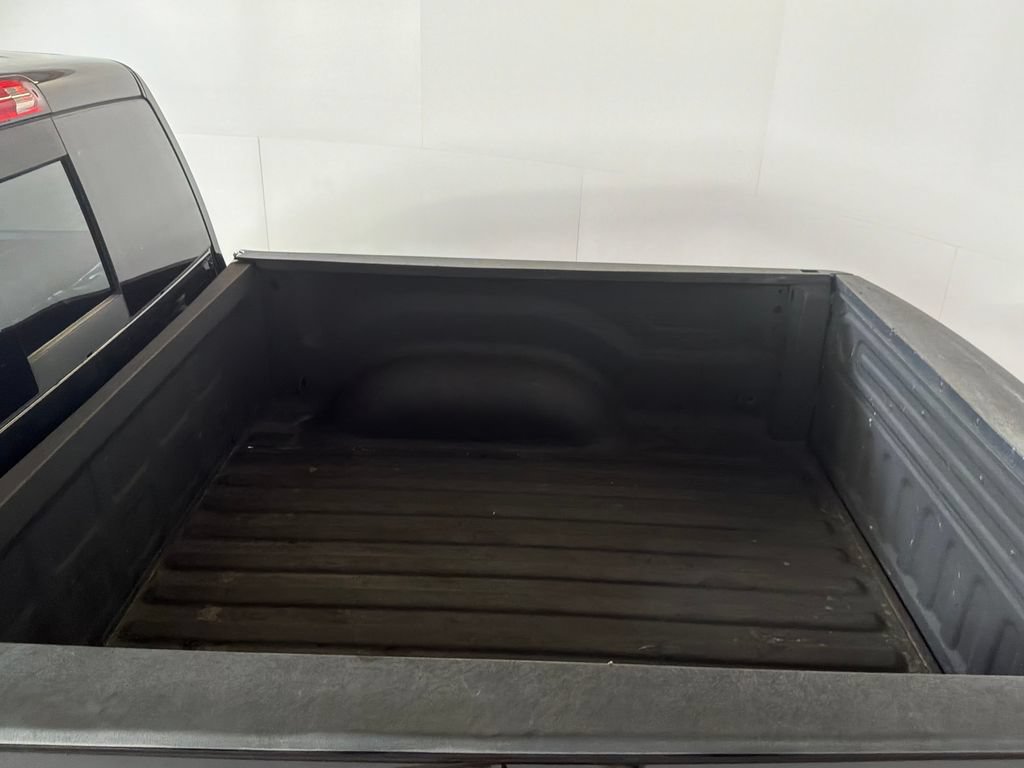 Used 2015 RAM 1500 Sport w/ Black Ram 1500 Sport Group AWD/4WD image 13