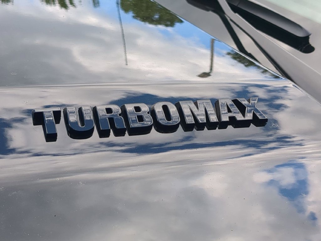 New 2026 Chevrolet Silverado 1500 Custom w/ Turbomax Blackout Package AWD/4WD image 39
