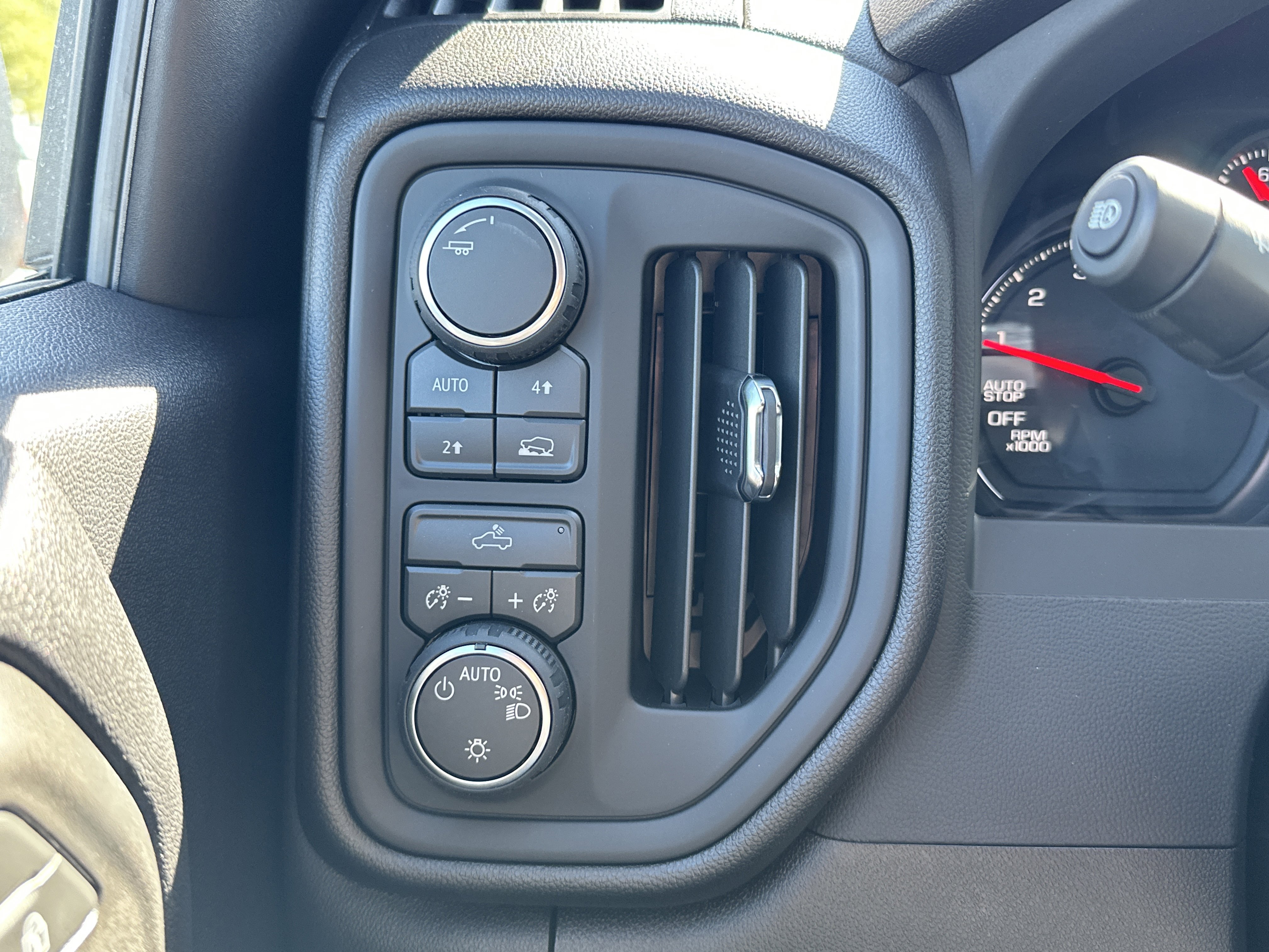 New 2026 Chevrolet Silverado 1500 Custom image 22