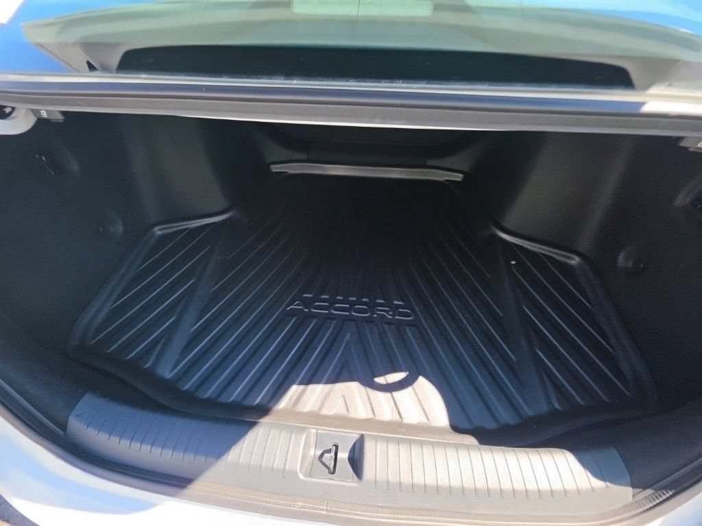 Used 2024 Honda Accord Touring image 29