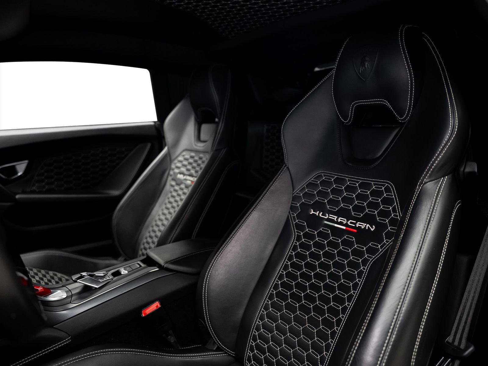 Used 2017 Lamborghini Huracan LP 580-2 RWD image 32