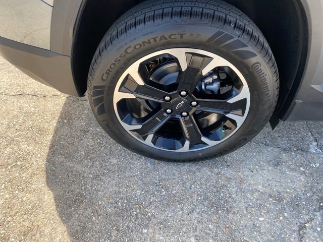 New 2026 Chevrolet Equinox LT w/ Safety and Technology Package image 5