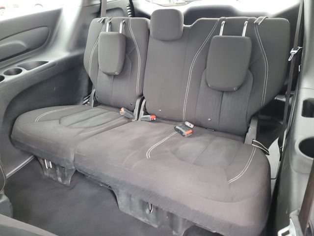 Used 2021 Chrysler Pacifica Touring w/ S Appearance Package FWD image 27