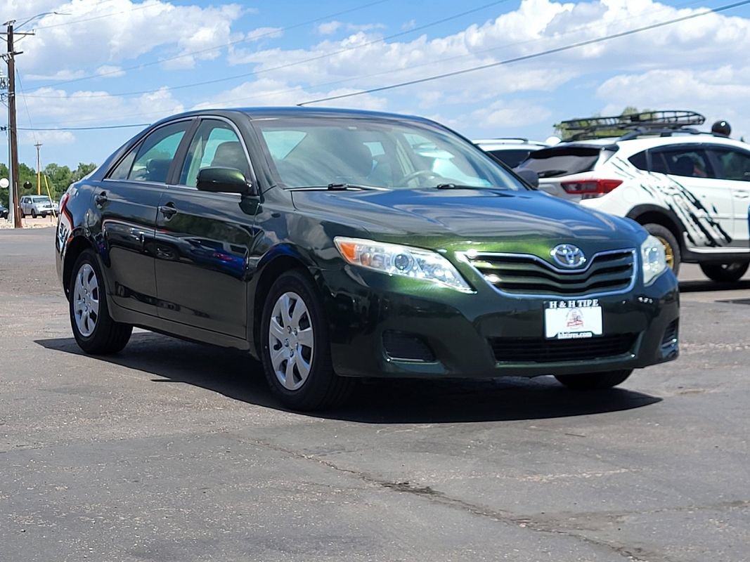Used 2010 Toyota Camry LE FWD image 7