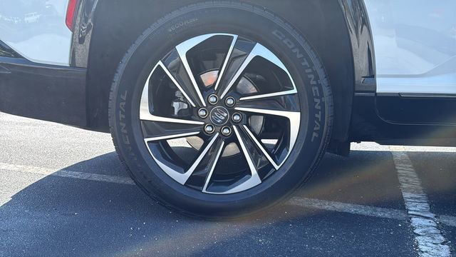 Used 2025 Buick Enclave Sport Touring FWD image 9