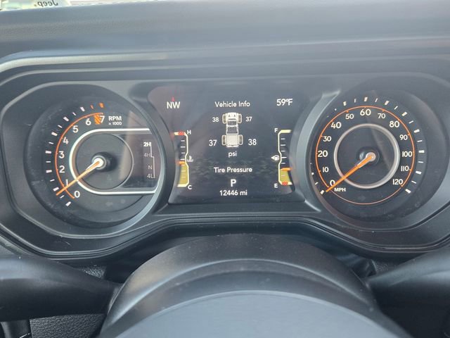 Used 2025 Jeep Gladiator Sport image 19