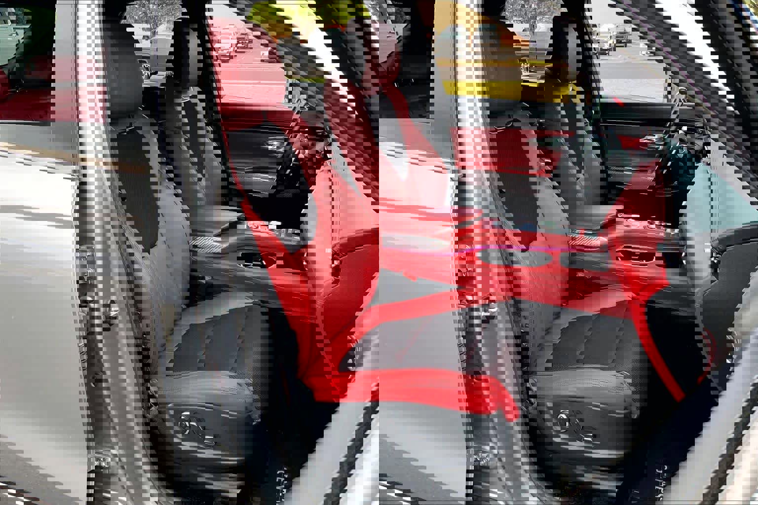 Used 2023 Genesis GV70 2.5T w/ Sport Prestige Package AWD/4WD image 9