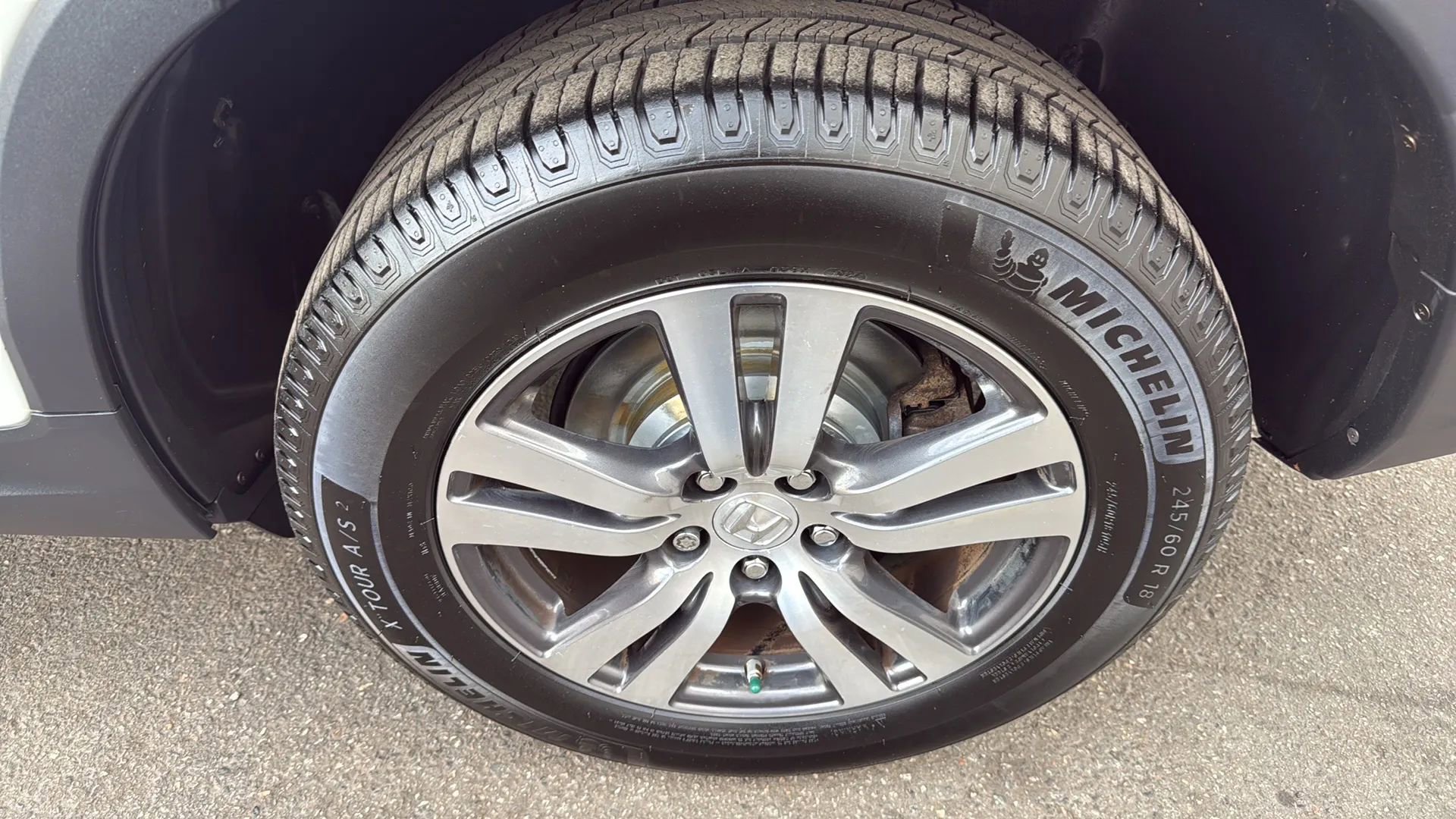 Used 2017 Honda Pilot EX image 9