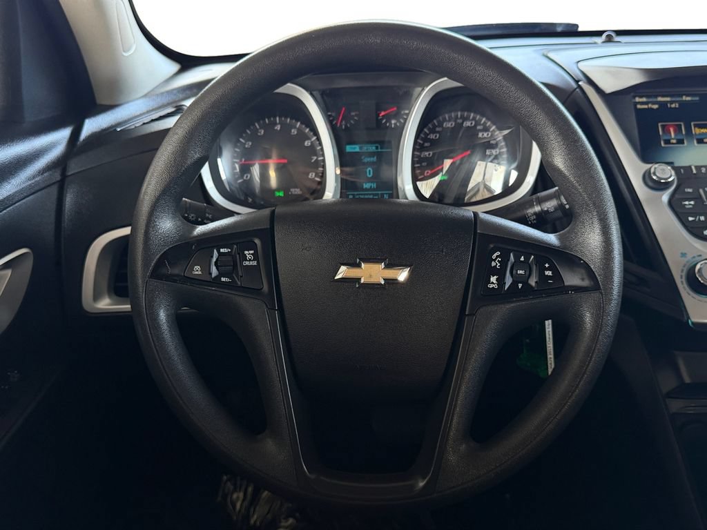 Used 2017 Chevrolet Equinox LS AWD/4WD image 13