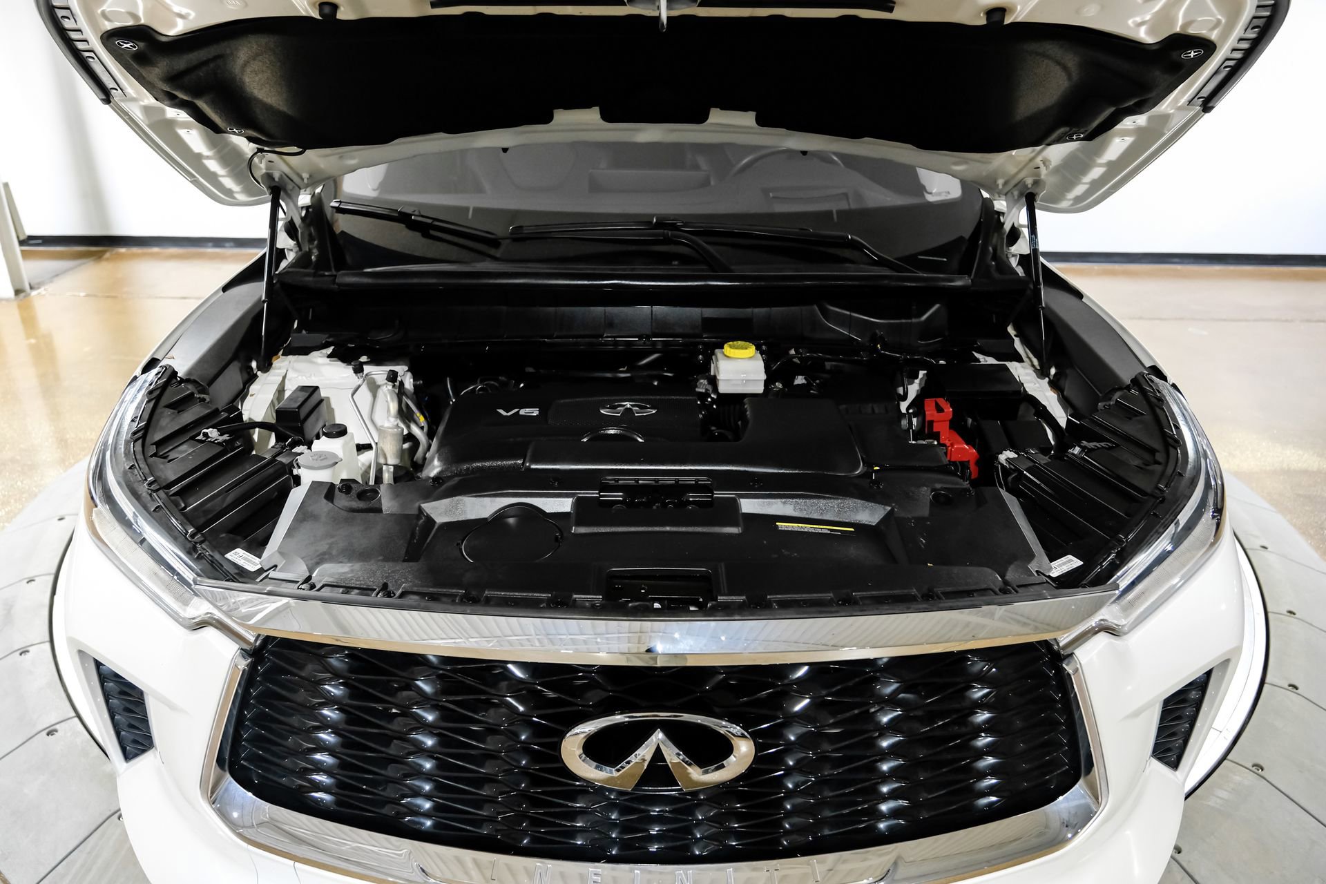 Used 2023 INFINITI QX60 Luxe w/ Vision Package image 56