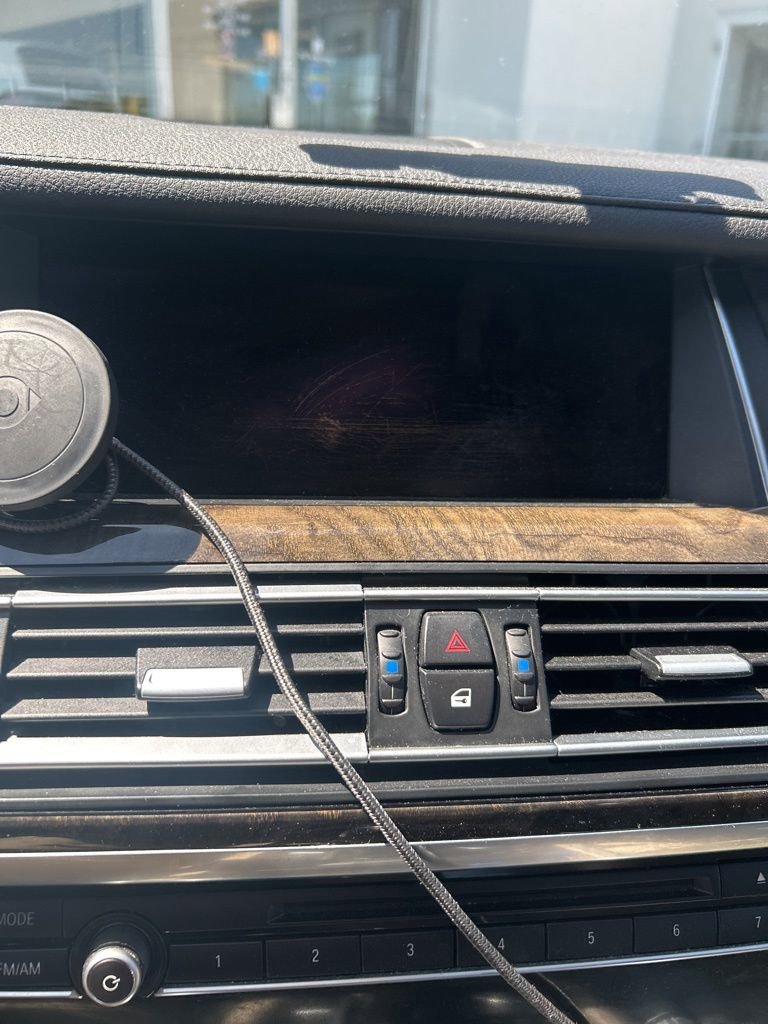 Used 2015 BMW 740Li image 12