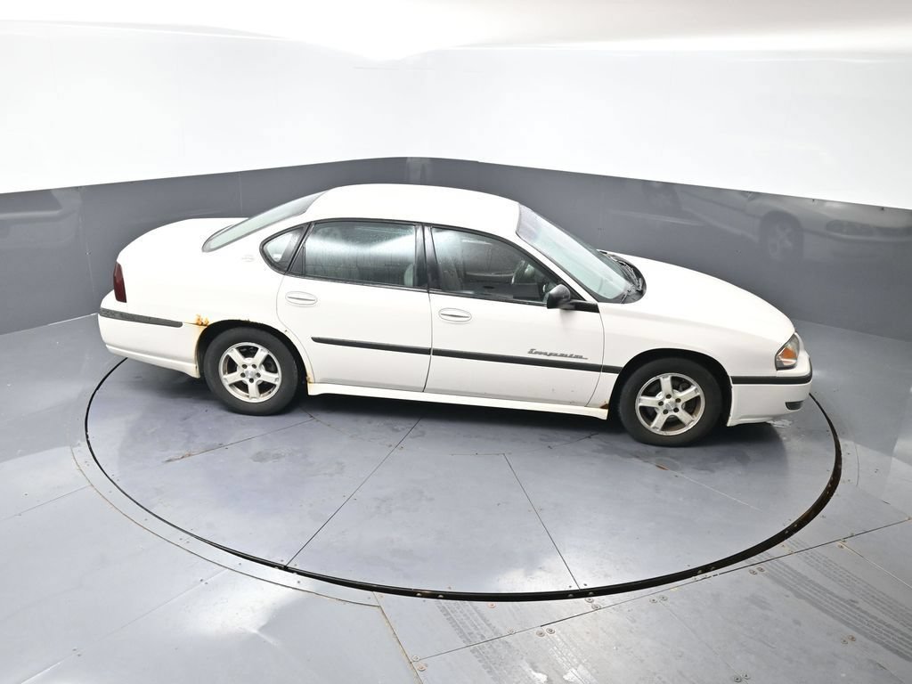 Used 2003 Chevrolet Impala LS w/ Preferred Equipment Group FWD image 12