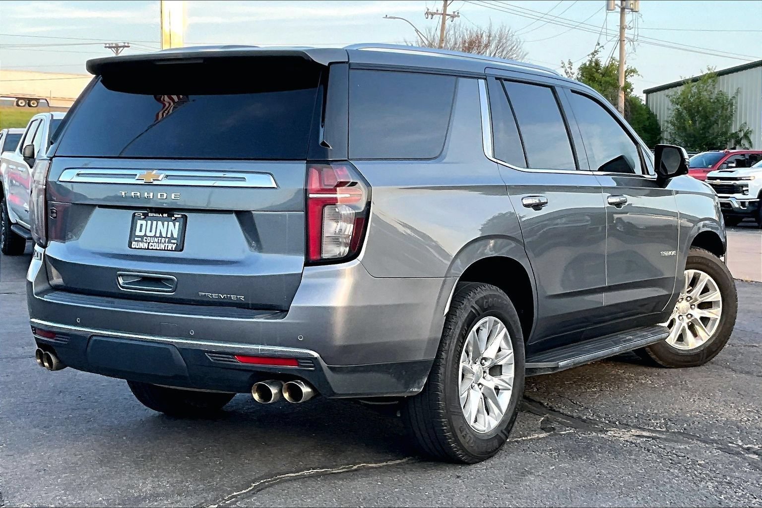 Used 2021 Chevrolet Tahoe Premier AWD/4WD image 2