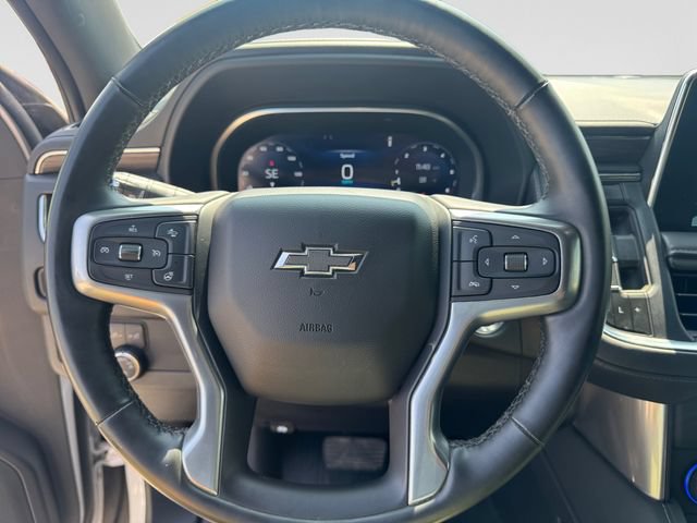 Used 2023 Chevrolet Tahoe Z71 w/ Luxury Package AWD/4WD image 13