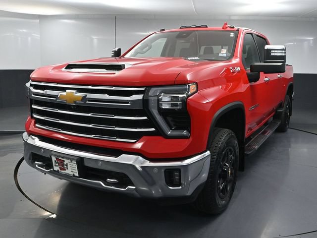 Used 2024 Chevrolet Silverado 2500 LTZ w/ LTZ Plus Package AWD/4WD image 8