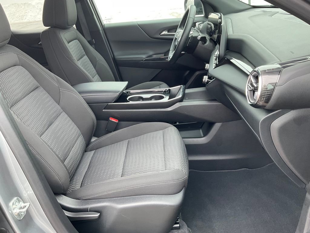 Used 2025 Chevrolet Equinox LT image 20