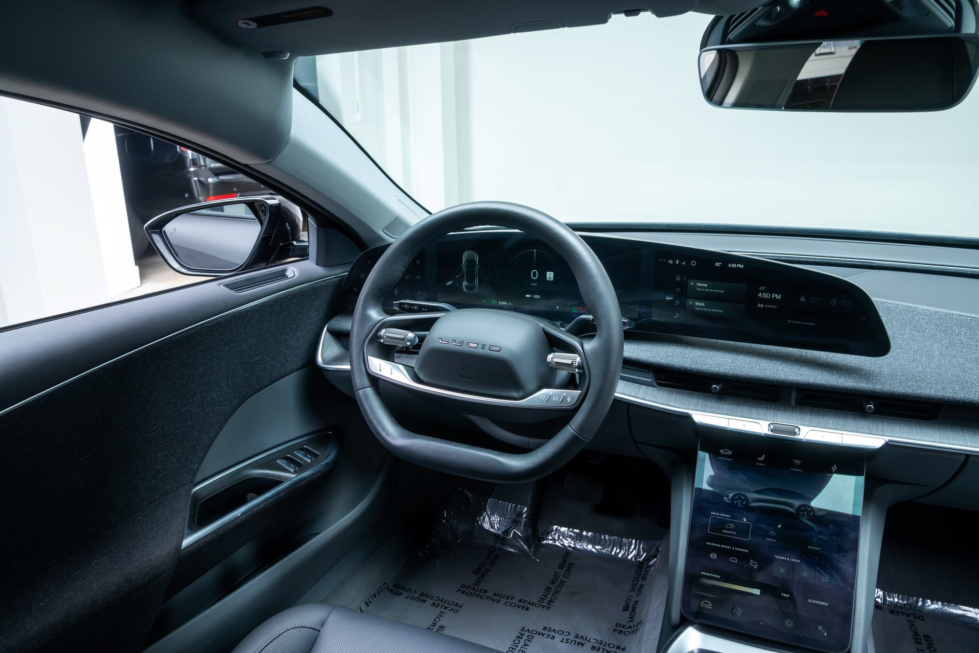 Used 2025 Lucid Air Touring AWD/4WD image 10