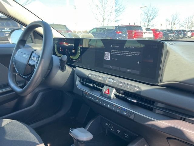 Certified 2025 Kia K4 LXS image 33