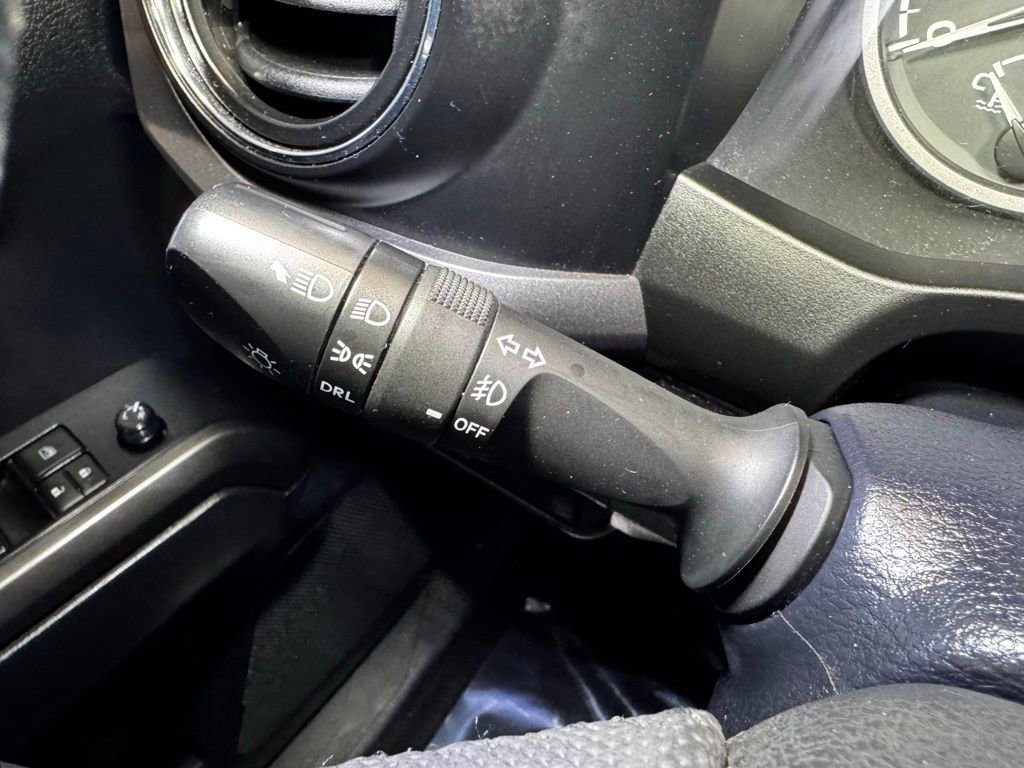 Used 2019 Toyota Tacoma TRD Off-Road image 27