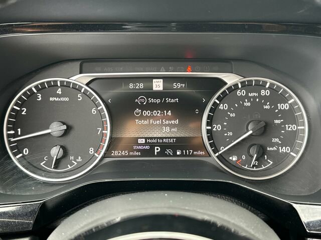 Used 2023 Nissan Pathfinder SL image 32