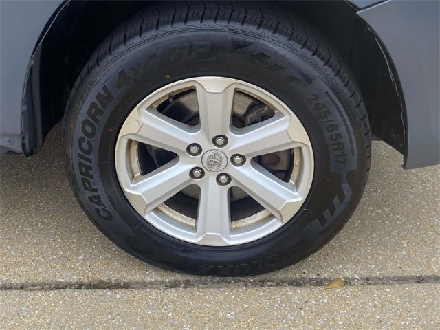 Used 2010 Toyota Highlander 2WD image 7