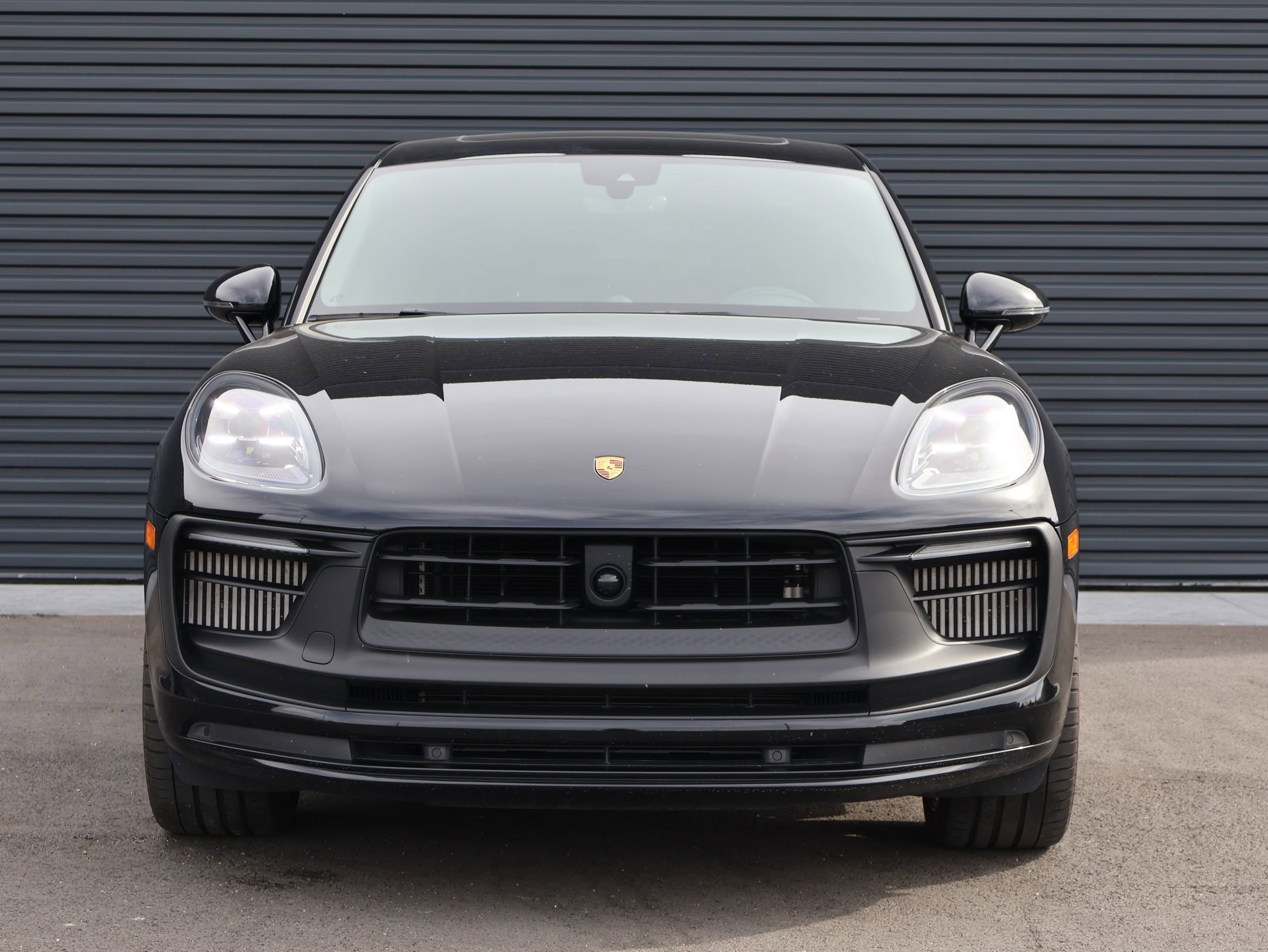 Certified 2024 Porsche Macan GTS image 7
