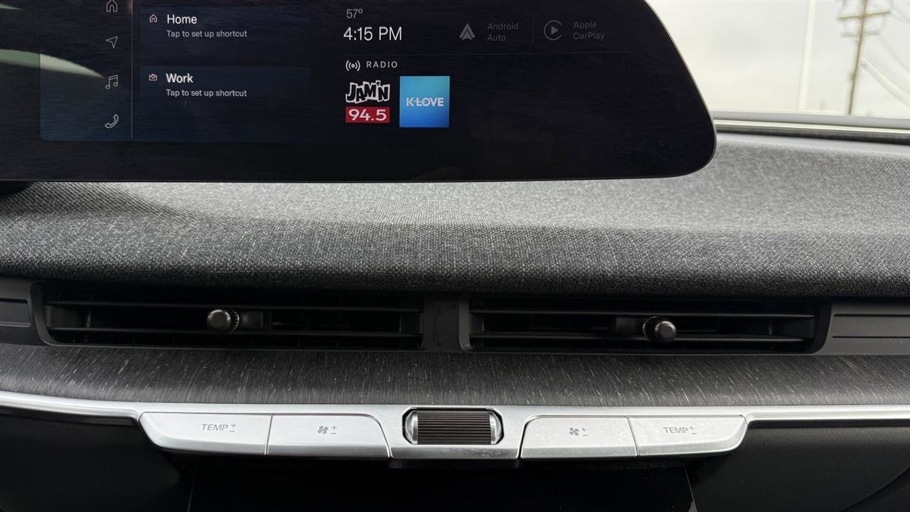 Used 2024 Lucid Air Touring image 51