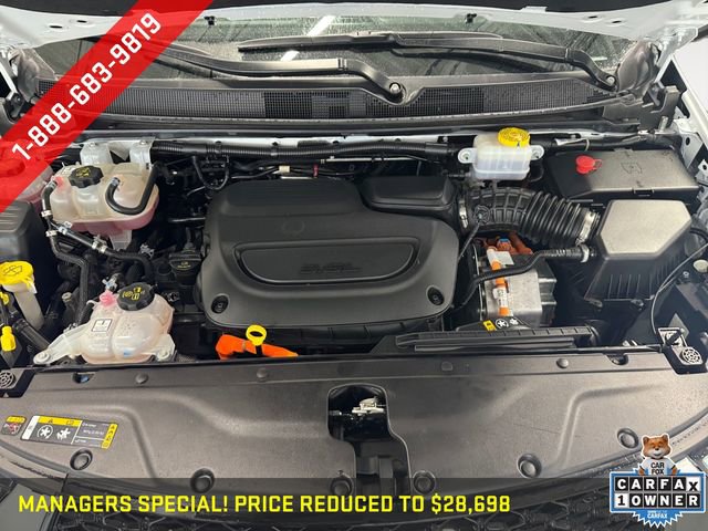 Used 2024 Chrysler Pacifica Limited FWD image 8