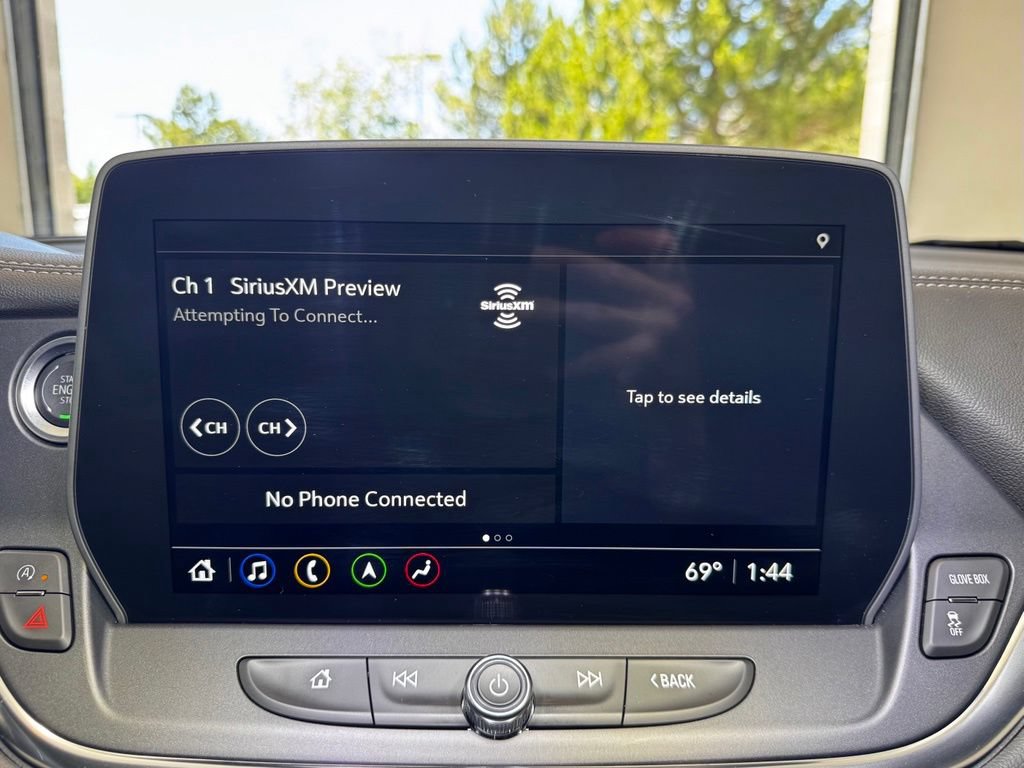 Used 2025 Chevrolet Blazer LT w/ Sound & Technology Package FWD image 29