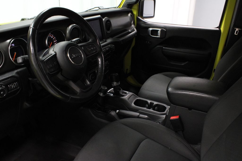 Used 2022 Jeep Wrangler Sport AWD/4WD image 19
