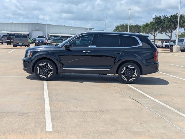 Used 2023 Kia Telluride S FWD image 8