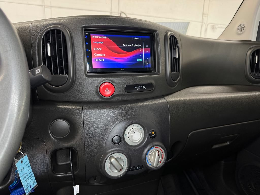 Used 2009 Nissan Cube 1.8 S w/ Interior Designer Pkg FWD image 17