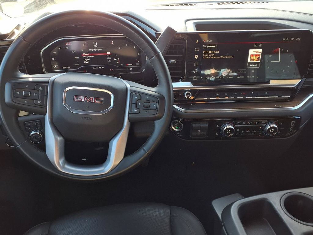 Used 2025 GMC Sierra 1500 SLT RWD image 13