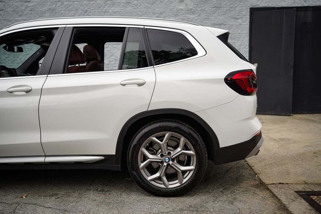 Used 2022 BMW X3 xDrive30i w/ Premium Package image 11