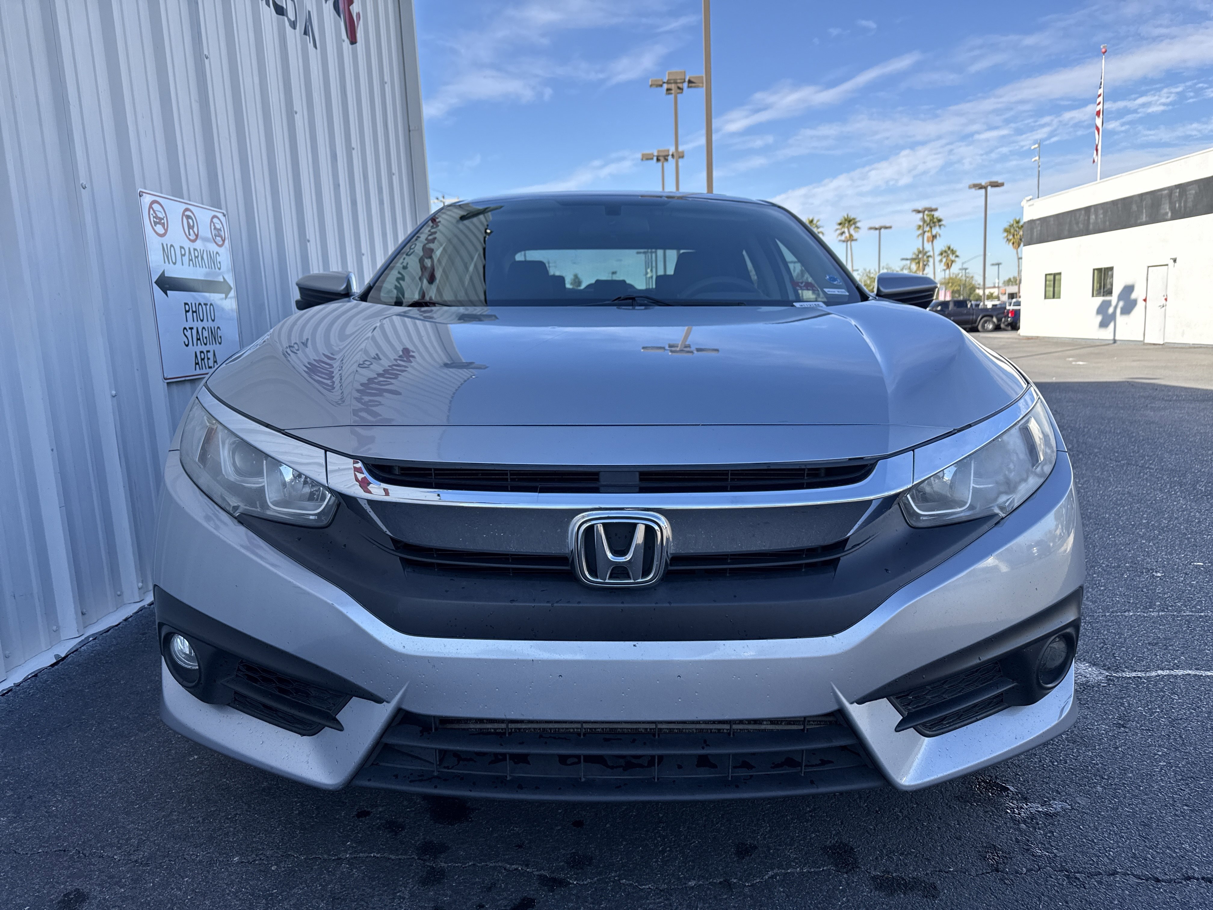 Used 2017 Honda Civic EX-T image 6