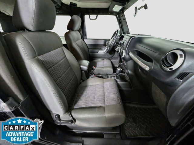 Used 2012 Jeep Wrangler Rubicon w/ PWR Convenience Group AWD/4WD image 24