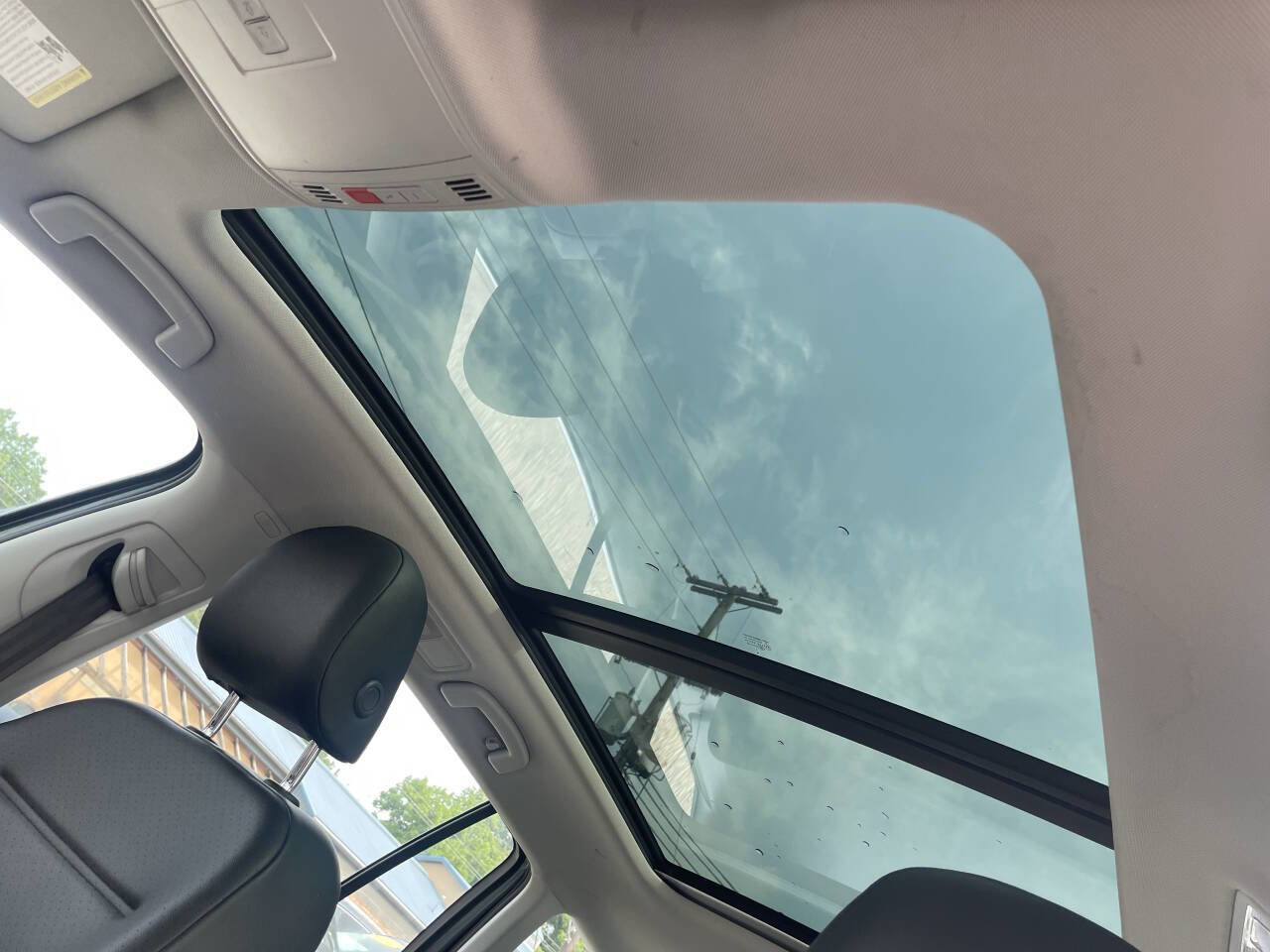 Used 2016 Volkswagen Golf Limited Edition image 27