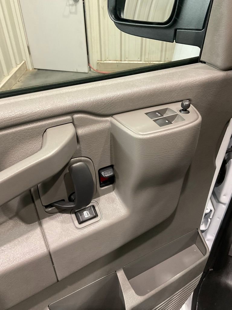 Used 2025 Chevrolet Express 2500 Extended w/ Driver Convenience Package RWD image 7