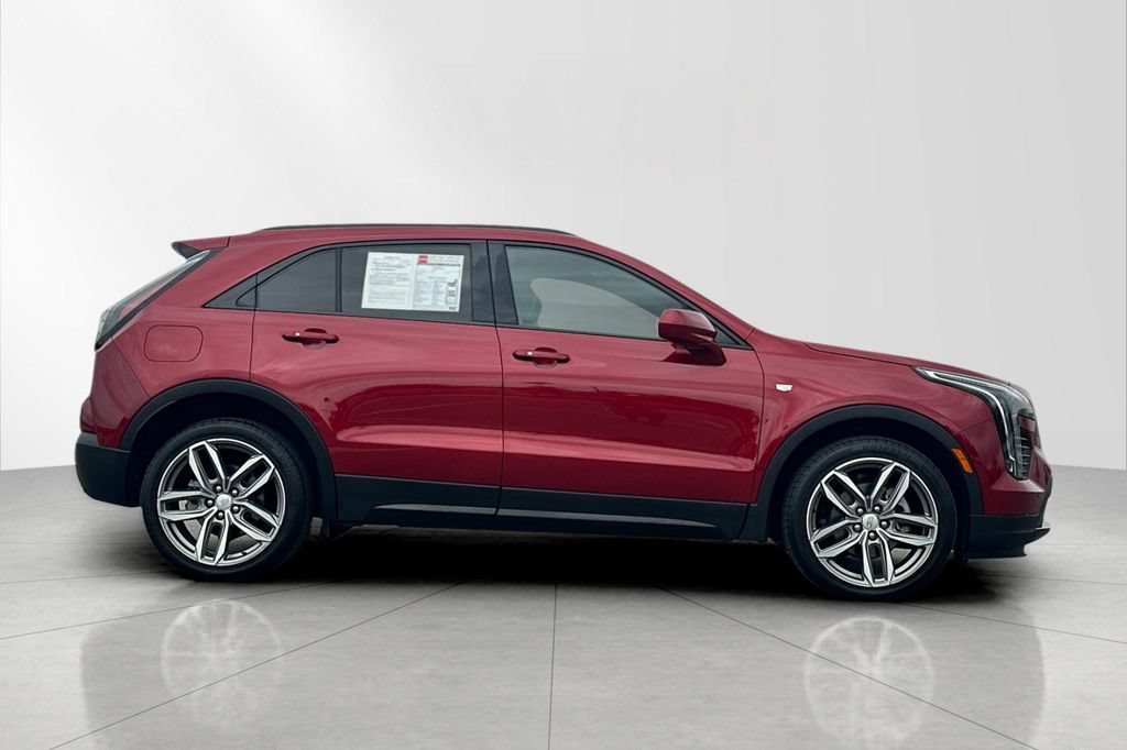 Used 2019 Cadillac XT4 Sport w/ Driver Awareness Package FWD image 7